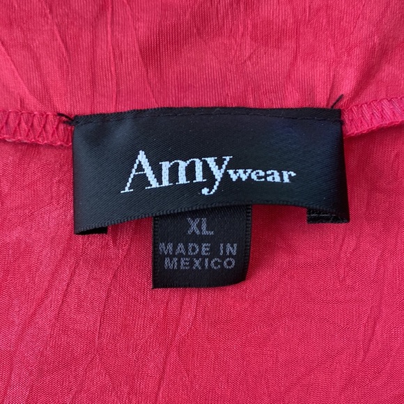 Pink top - Picture 2 of 3